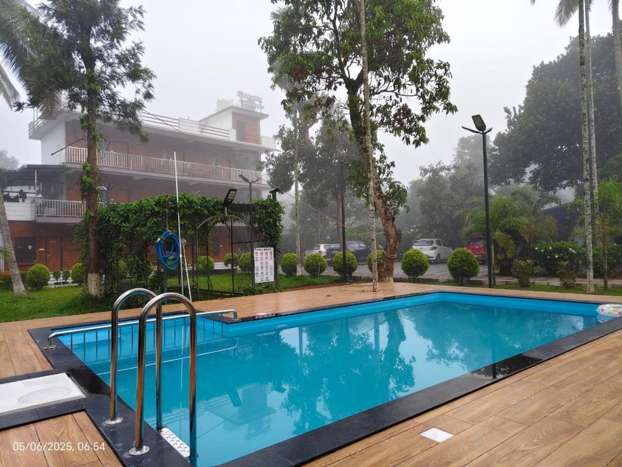 Dolphin Enclave Service Studio Apartments Kalpetta Kültér fotó